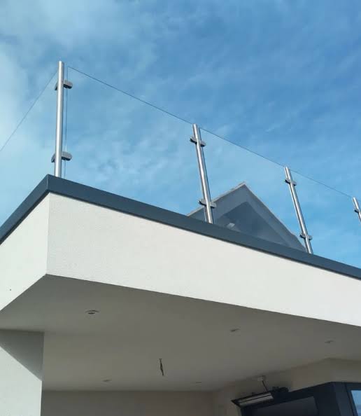 Frameless & Semi-Frameless Glass Railings